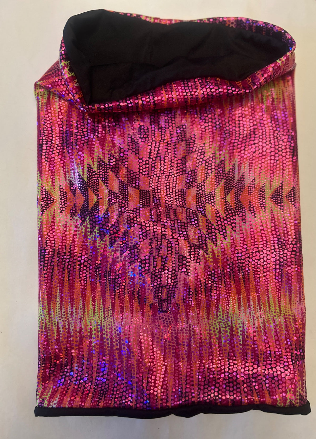 Pink Holographic Geometric